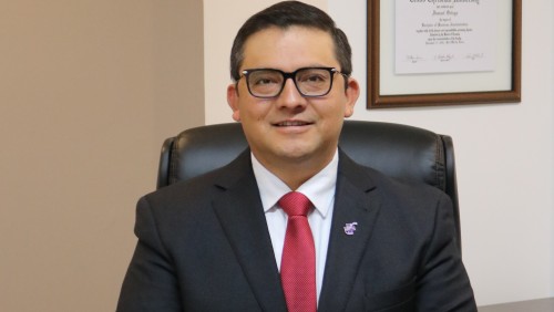 ismael ortega headshot
