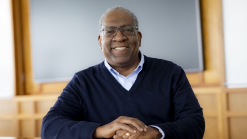 Scott Ellis headshot